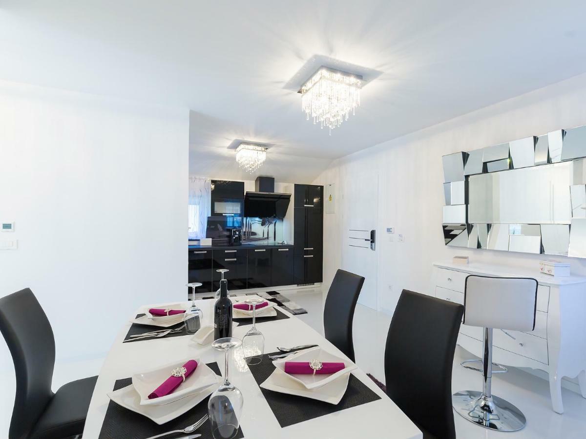 Apartmani Beril Lux Rovinj Eksteriør billede